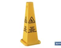 CONO A 4 CARAS SUELO RESBALADIZO